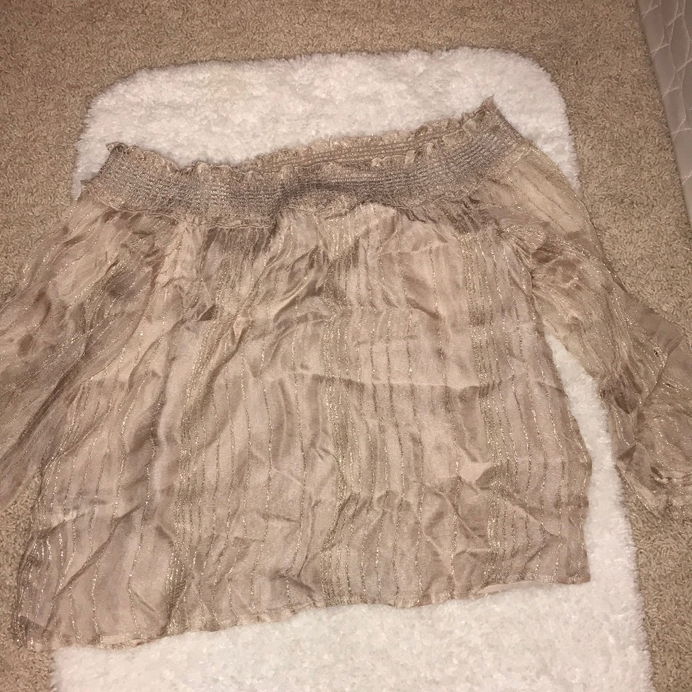 American eagle off shoulder blouse